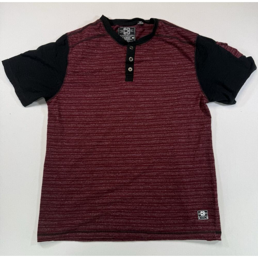 Distortion Henley Shirt Mens Large Red Black Short Sleeve Color Block
